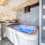 In With Sauna *
