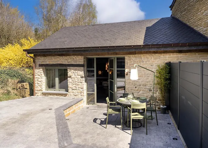 In With Sauna Sainte-Cécile