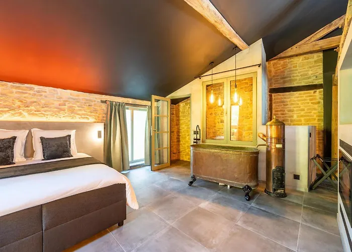 Hébergement de vacances In With Sauna Sainte-Cécile